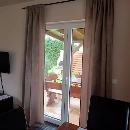 Sloneczne Wzgorze 펜션 *