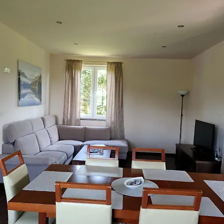 Sloneczne Wzgorze Jezow Sudecki